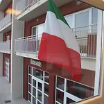 Santa Loja Hotel