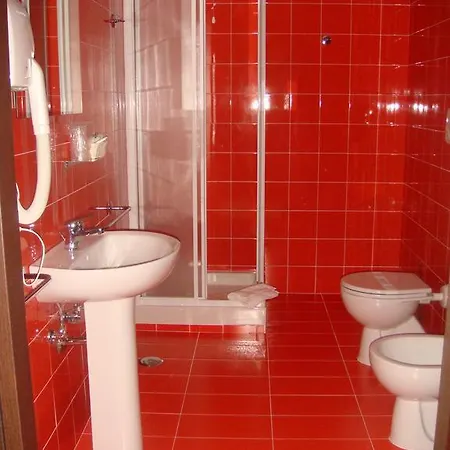 Santa Loja Hotell 4*